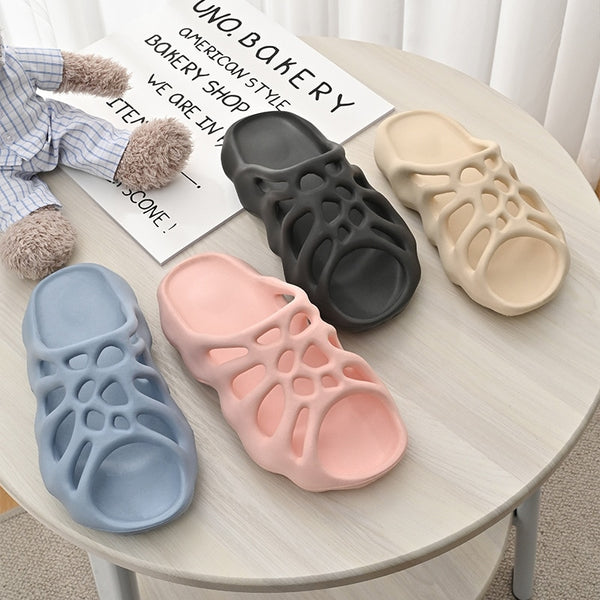 Cut-out Platform Slippers Women Men Fashion Beach Slides Soft Indoor Batrhoom Slipper Ladies Home Floor Shoes